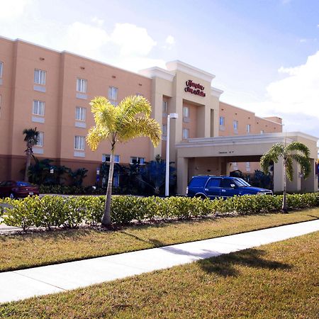 Hampton Inn & Suites - פורט פירס מראה חיצוני תמונה